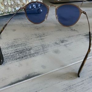 Mirrored ray bans